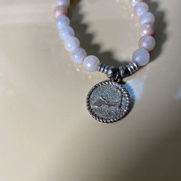 T Jazelle Semi-precious Stretch Bracelet With Massachusetts Charm - Picture 4 of 4